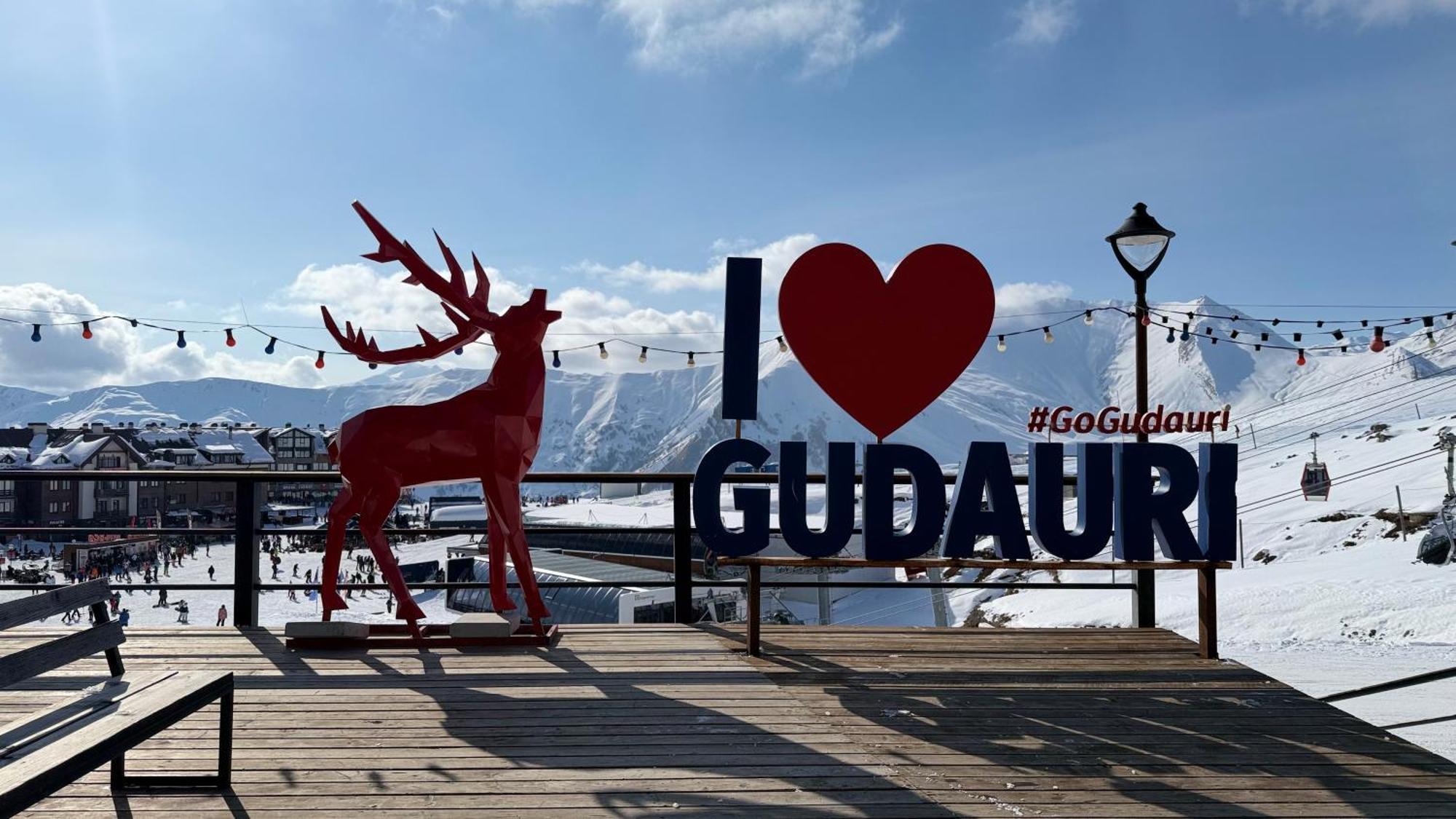 Gudauri Atrium Aparthotel Exterior photo
